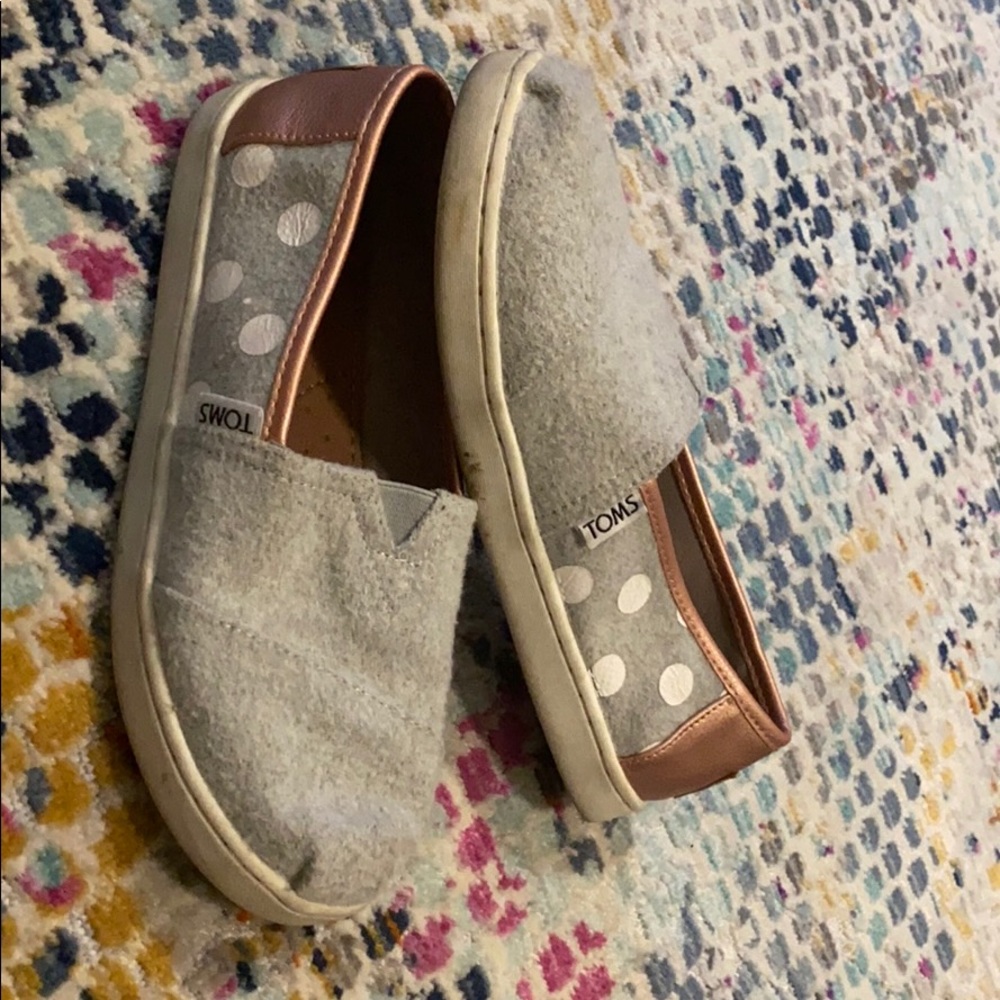 TOMS Classics